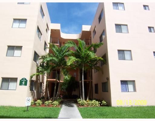8520 SW 133 AV # 307, Miami, FL 33183