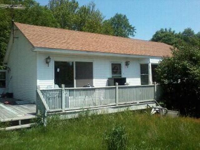 439 Huckle Hill Rd, Bernardston, MA 01337