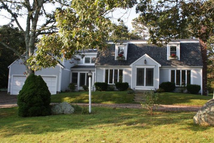 46 Maple Ln, Brewster, MA 02631