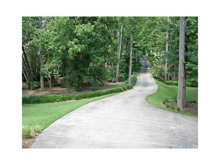 2036 Burgundy Drive, Braselton, GA 30517