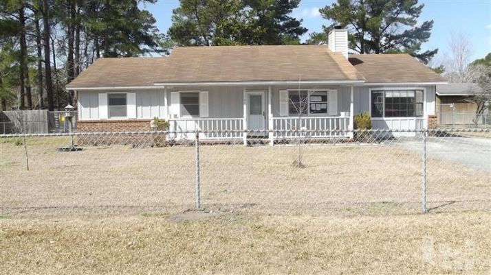103 Caladan Rd, Castle Hayne, NC 28429