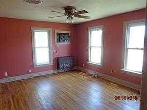 Main, Pine Island, MN 55963
