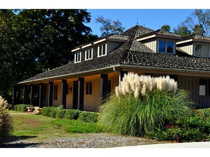 8491 Skitts Mountain Road, Clermont, GA 30527