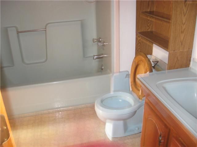 8180 Burnt Branch Dr, Salisbury, MD 21801