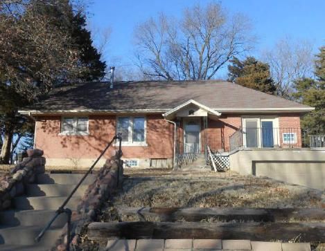 211 E Riley Street, Atchison, KS 66002