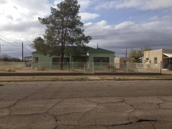 950 S 5th, Tucson, AZ 85701