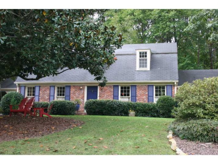 989 Winding Creek Trail, Atlanta, GA 30328