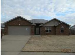 1307 E Courage, Siloam Springs, AR 72761