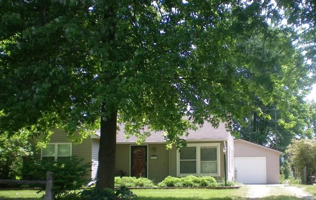 15475 Martinsville Road, Belleville, MI 48111