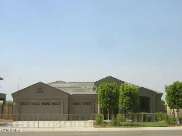 960 Cherrywood  Place, Chandler, AZ 85249