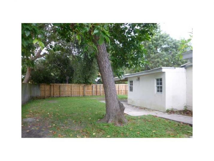 8615 SW 125 TE, Miami, FL 33156