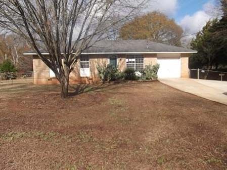 8376 Marlborough Dr, Jonesboro, GA 30238