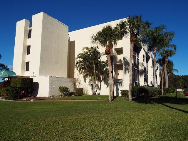 4119 61st Ave Terr W Apt 307, Bradenton, FL 34210