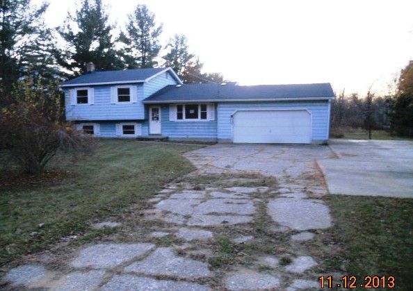 13130 Bueche Rd, Montrose, MI 48457