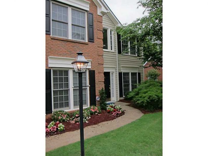 389 Fairbrook Circle, Marietta, GA 30067