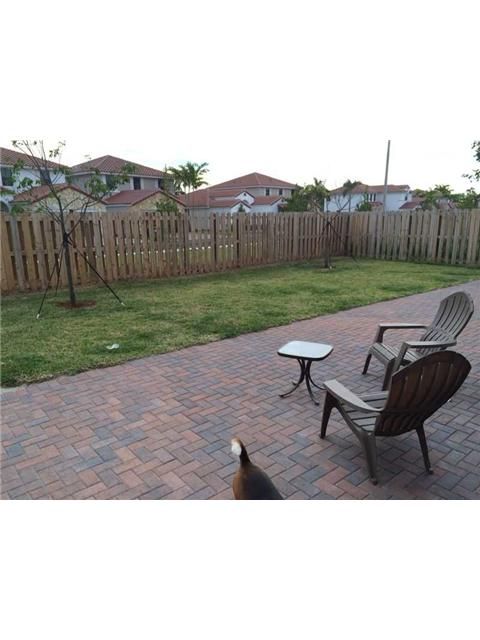 9772 NW 10 TERRACE, Miami, FL 33172