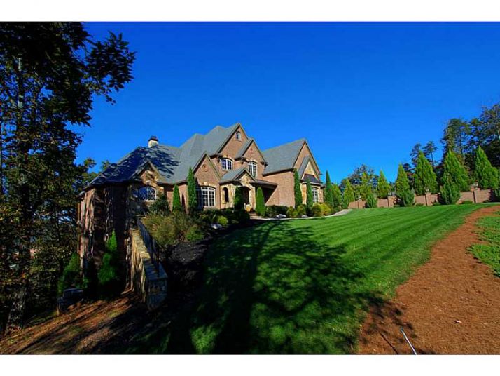220 Eagle Ridge Trail, Cleveland, GA 30528