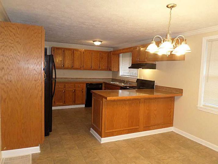 6101 King Arthur Drive, Douglasville, GA 30135