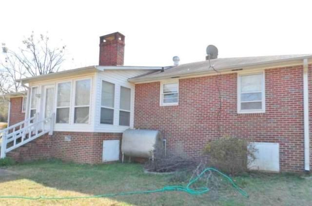 1609 Victor Hill Rd, Duncan, SC 29334