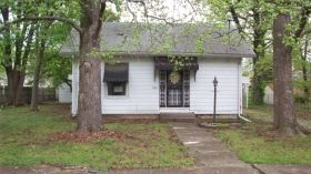 604 1st Street, Benton, IL 62812