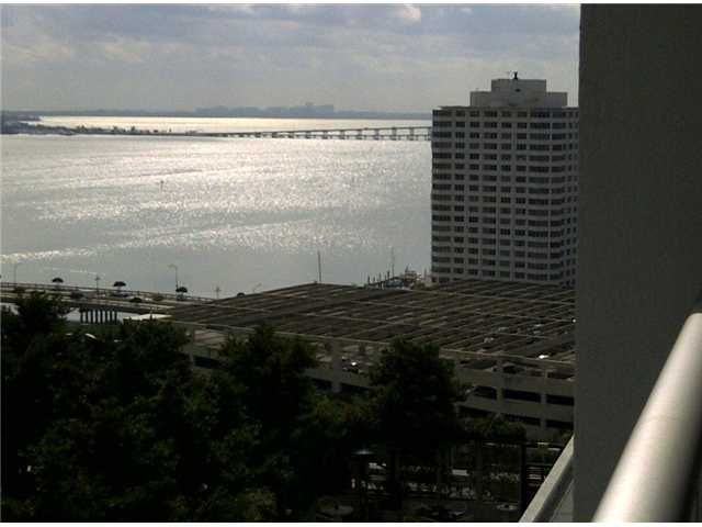 485 BRICKELL AV # 1801, Miami, FL 33131