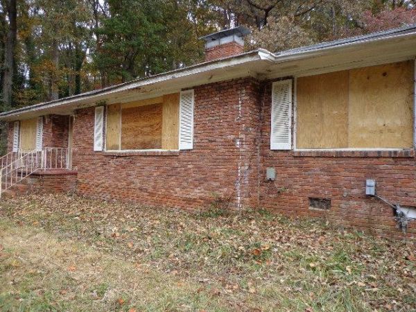 3195 Panther Trl Sw, Atlanta, GA 30311