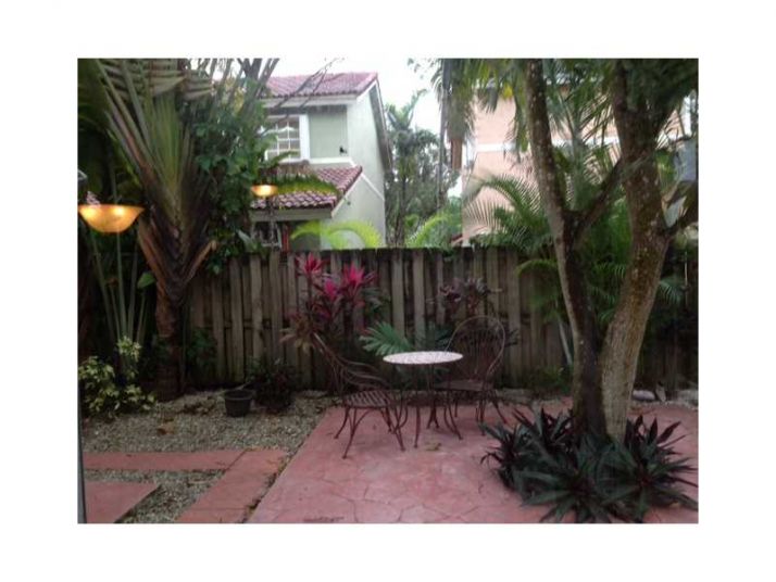 13862 102 LN, Miami, FL 33186