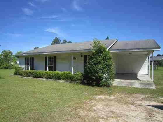 411 East Lovett Street, Sparks, GA 31647