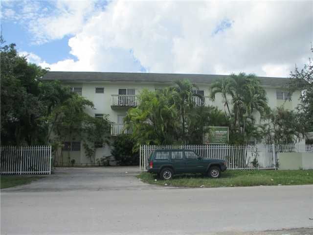 770 NE 128 ST # 302, Miami, FL 33161
