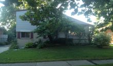 4516 Hayes St Wayne, MI 48184