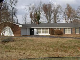 235 Ruoff Dr, Paducah, KY 42003