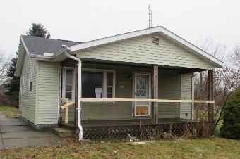 1213 Crandal Rd, Mansfield, OH 44906