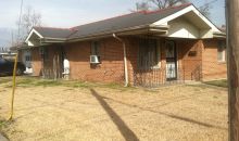 221 9th St Gretna, LA 70053