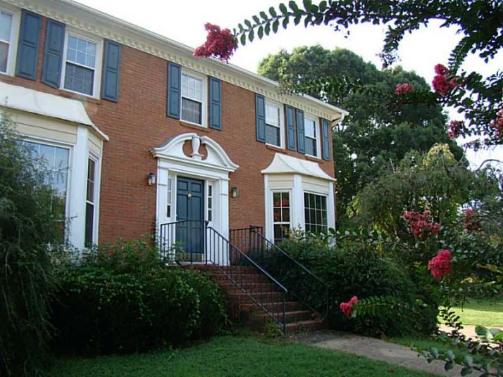 910 Haverhill Trail, Lawrenceville, GA 30044