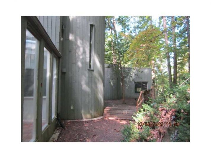 9280 Martin Road, Roswell, GA 30076