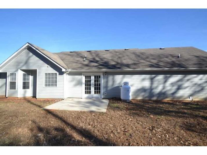 345 Wild Turkey Lane, Locust Grove, GA 30248