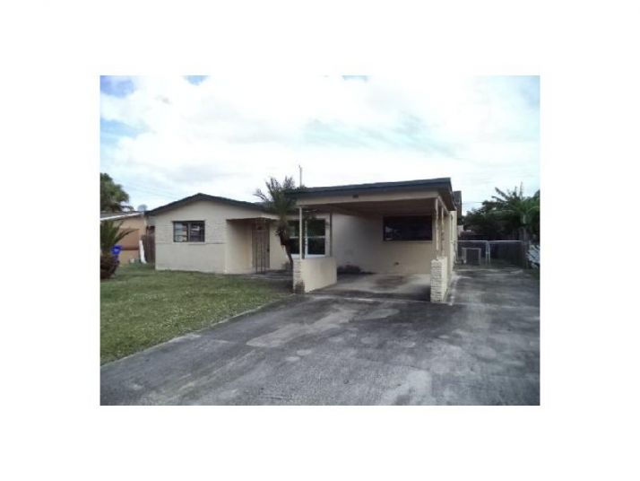 2131 N 62ND AV, Hollywood, FL 33024
