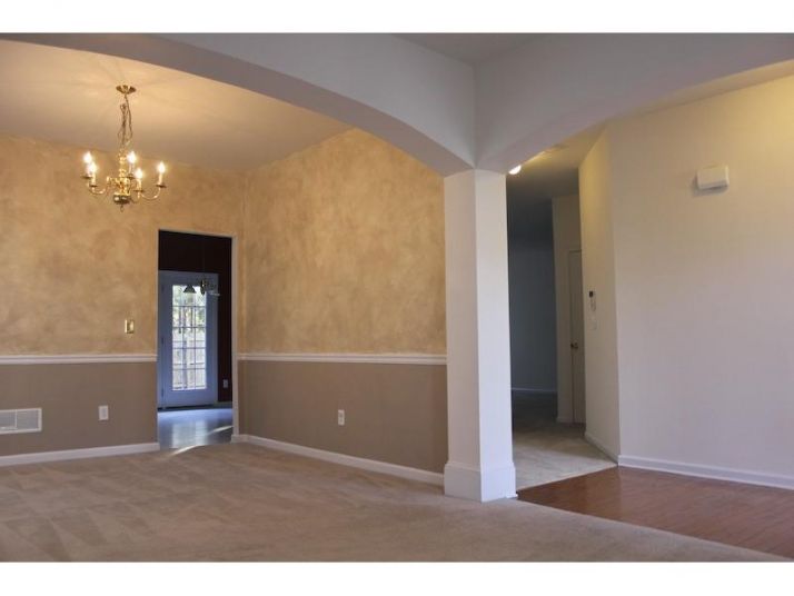 1113 Willow Crest Way, Austell, GA 30168