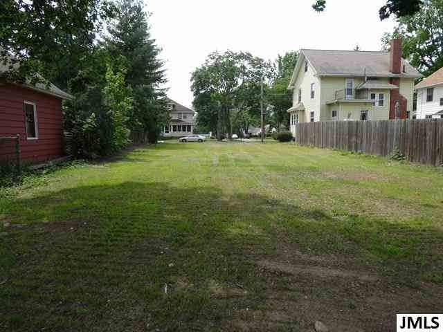 10171019 4th St, Jackson, MI 49203