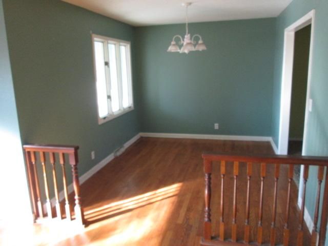 1909 E Greenwood St, Springfield, MO 65804