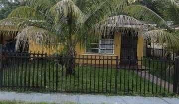 1271 Ne 161 St, Miami, FL 33162