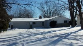 4834 Mamie Dr, Fort Wayne, IN 46835