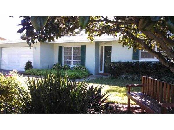 2013 PINEHURST DR, Clearwater, FL 33763
