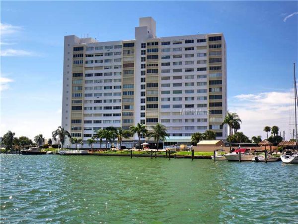 31 ISLAND WAY #108, Clearwater Beach, FL 33767