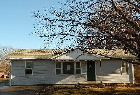 1807 S Missouri Ave, Sedalia, MO 65301