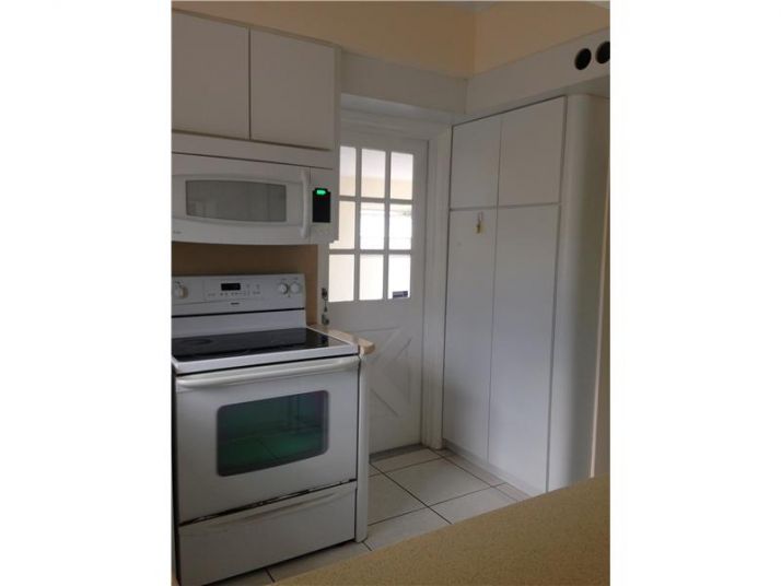 4652 SW 14 St, Miami, FL 33134