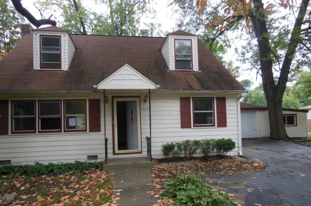 3235 W 163rd St, Markham, IL 60428