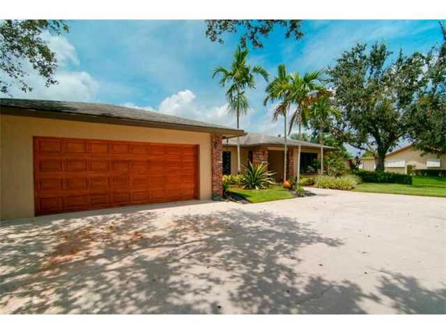 11903 SW 44TH ST, Fort Lauderdale, FL 33330