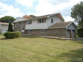 1315 Wynnewood Dr, Bethlehem, PA 18017