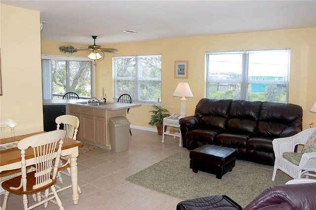 202 West 10th Street, Gulf Shores, AL 36542